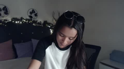 mia_sweetdc online show from 13, 12, 2024