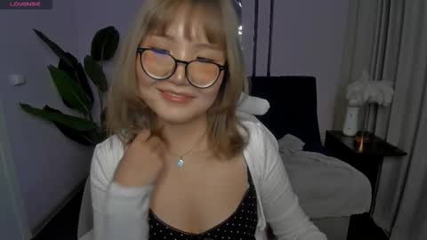 Snapshot of mia_tins chatting on 18, 11, 2025 Lemma online show from 18, 11, 2025