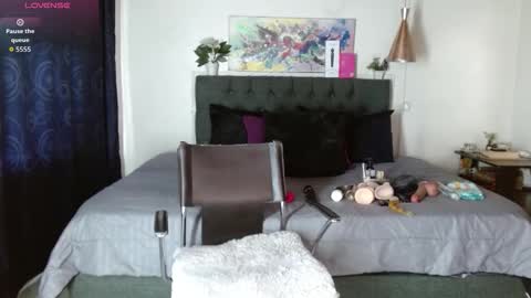 Snapshot of mia_velvet1 chatting on 5, 10, 2025 MIA online show from 5, 10, 2025