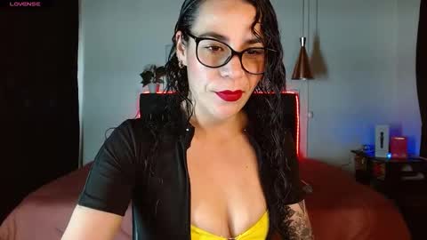 Snapshot of mia_velvet1 chatting on 15, 11, 2025 MIA online show from 15, 11, 2025