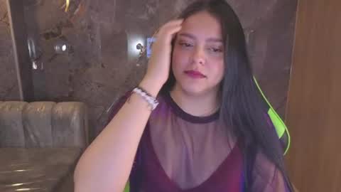 mia_velvet_cn online show from 18, 6, 2026