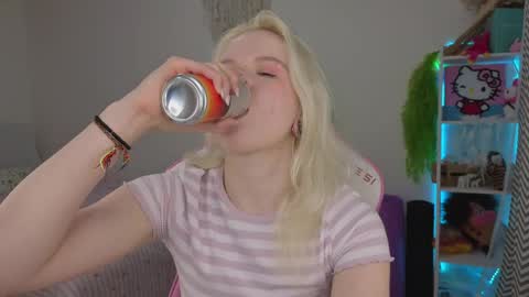 Mia online show from 21, 4, 2026