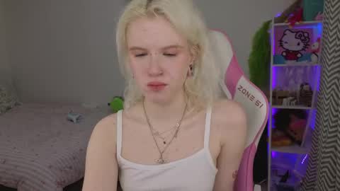 Mia online show from 27, 4, 2026