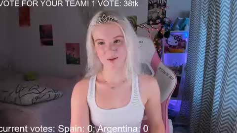 Mia online show from 19, 7, 2026