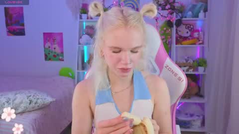 Mia online show from 28, 7, 2026