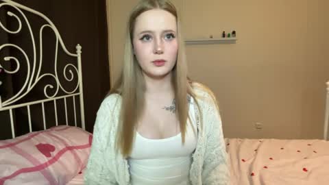 mia_wellis online show from 22, 4, 2026
