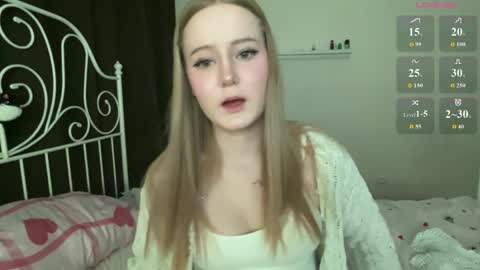 mia_wellis online show from 23, 4, 2026