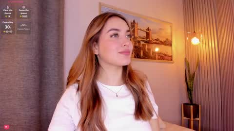 Mia White  online show from 11, 12, 2024