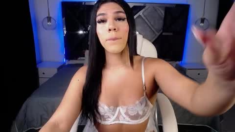 Mia online show from 24, 1, 2025