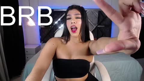 Mia online show from 11, 2, 2025