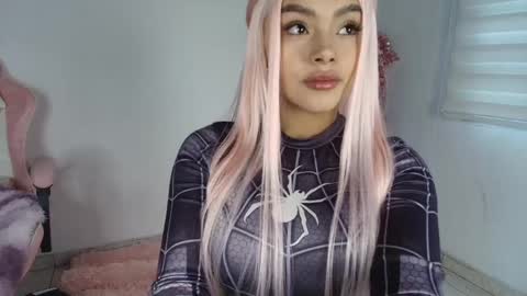 mia_zafir online show from 15, 5, 2026
