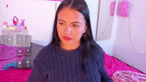 Snapshot of miaa_013 chatting on 15, 12, 2025 baby miaa online show from 15, 12, 2025