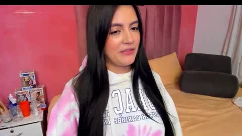 Snapshot of miaa_013 chatting on 20, 12, 2025 baby miaa online show from 20, 12, 2025