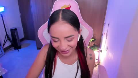 Snapshot of miaa_06 chatting on 12, 1, 2026 mia nicolle online show from 12, 1, 2026