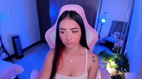 Snapshot of miaa_06 chatting on 8, 2, 2026 mia nicolle online show from 8, 2, 2026