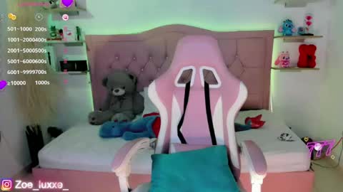 Mia online show from 2, 6, 2026