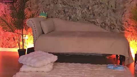miaaddisonnn online show from 19, 6, 2026
