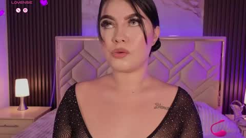 Miaa Farrel online show from 27, 4, 2026