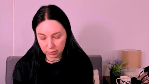 Mia online show from 23, 4, 2026