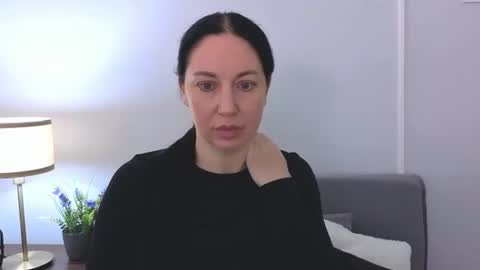 Mia online show from 14, 6, 2026