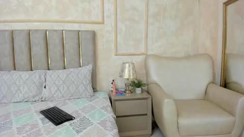 Miaasummer online show from 11, 2, 2026