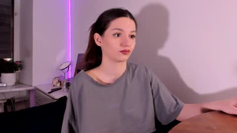 mia online show from 2, 4, 2026