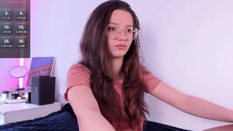Snapshot of miabellee_ chatting on 12, 6, 2026 mia online show from 12, 6, 2026
