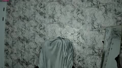 Mia online show from 1, 4, 2026