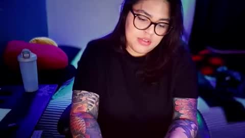 Mia online show from 1, 4, 2026