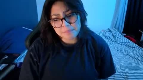 Mia online show from 25, 4, 2026