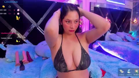 Snapshot of miacharloth chatting on 9, 9, 2025 Mia online show from 9, 9, 2025