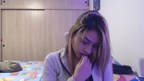 Miia  online show from 11, 10, 2025