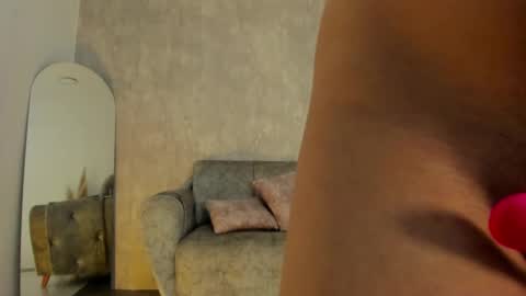 miacooper online show from 4, 2, 2025