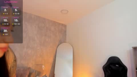 miacooper online show from 20, 10, 2025