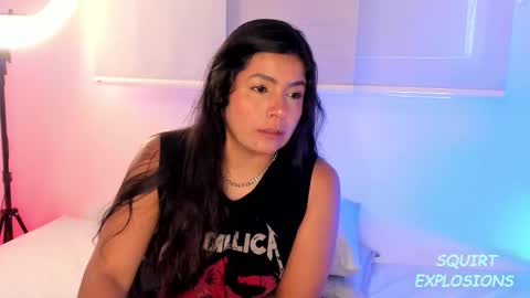 IG Yojanagomez  online show from 3, 12, 2025