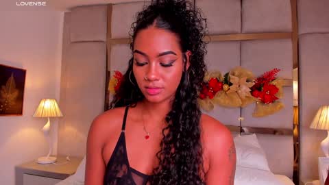 Snapshot of miaebony_ chatting on 14, 12, 2024 Call me Mia online show from 14, 12, 2024