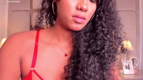 Snapshot of miaebony_ chatting on 14, 12, 2024 Call me Mia online show from 14, 12, 2024