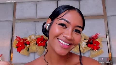 Snapshot of miaebony_ chatting on 17, 12, 2024 Call me Mia online show from 17, 12, 2024