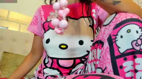 Snapshot of miaevans0 chatting on 25, 7, 2026 evans online show from 25, 7, 2026