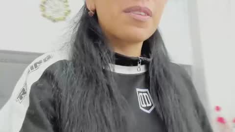 Mia Carter  Schedule 800 - 1430 gtm-5 online show from 21, 6, 2026