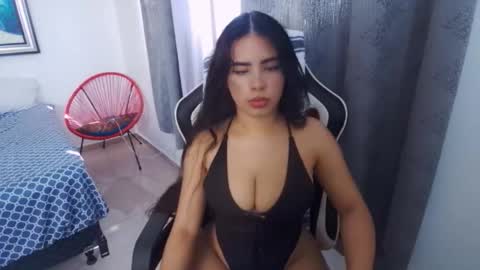 Snapshot of miafunny5 chatting on 11, 10, 2025 miafunny5 online show from 11, 10, 2025