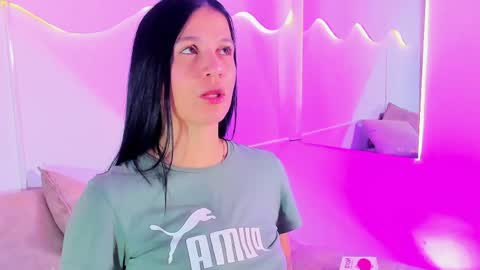 Snapshot of miahansson chatting on 18, 5, 2026 MIA online show from 18, 5, 2026