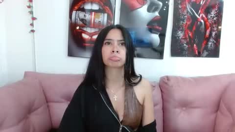 miahotcs online show from 29, 4, 2026