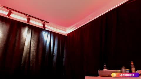 Mia online show from 24, 4, 2026