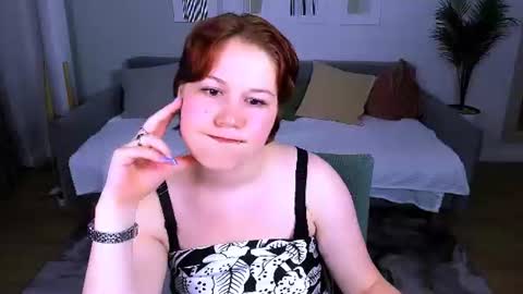 mialacrice online show from 12, 6, 2026