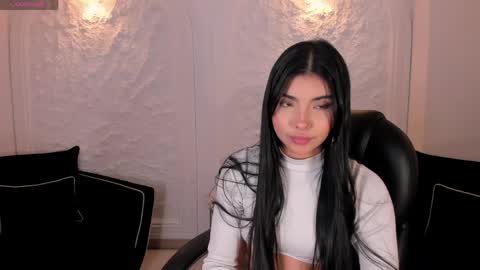 Call me Mia  online show from 20, 4, 2026