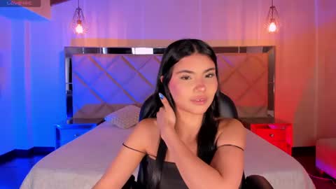 Call me Mia  online show from 6, 7, 2026