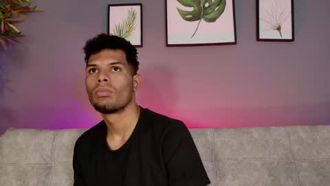 Mia online show from 2, 12, 2025