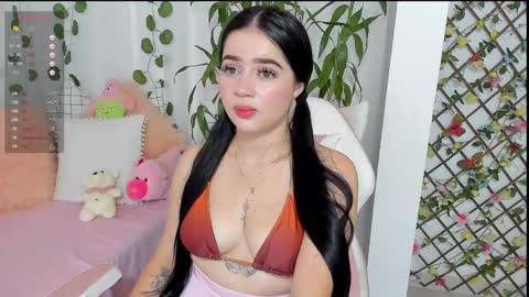 mia 600am-1000am Colombia time online show from 11, 1, 2025