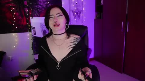 Lili online show from 19, 4, 2026